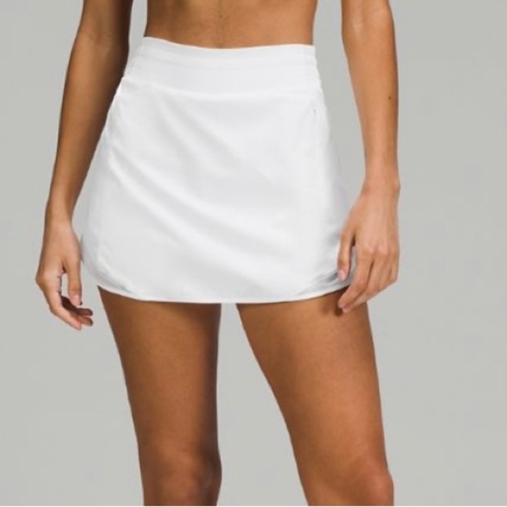 Lululemon Hotty Hot HR Skirt in White